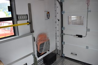Амбулифт - автолифт на шасси ISUZU NPR 75 L-M