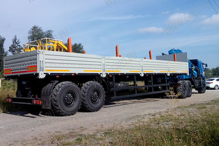 Седельный тягач  КАМАЗ 43118 RF с КМУ ИМ-240+ люлька+ полуприцеп 