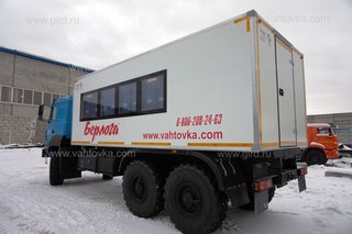 Вахтовый автобус Урал 4320, 18 мест, с багажным отсеком