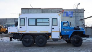 Вахтовый автобус Урал 4320-1112-73, 16 мест, грузовая платформа