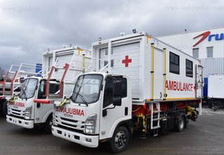 Амбулифт на шасси Isuzu NQR 90 (полукабинка)