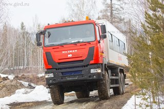 Вахтовый автобус БЕРЛОГА на шасси МАЗМАН