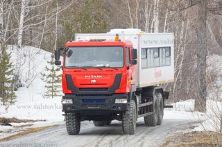 Вахтовый автобус БЕРЛОГА на шасси МАЗМАН