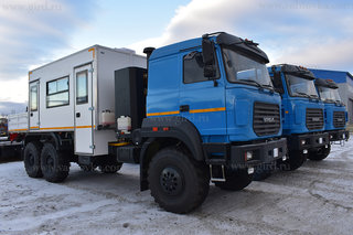 Вахтовый автобус Урал 4320 с грузовой платформой и КМУ PK-7.001 SLD