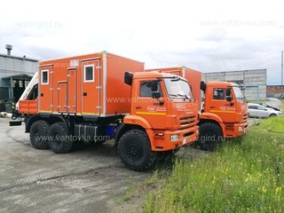 АРОК КамАЗ 43118 с грузовой платформой и КМУ ИМ-50