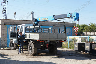 Бортовой автомобиль ГАЗ 33081 с КМУ ИТ-80