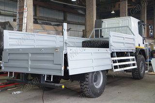 Бортовой автомобиль IVECO Cargo 150 4х4 