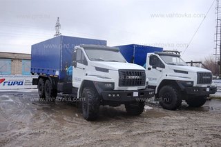 Бортовой автомобиль Урал Next, тентованный, с КМУ ИМ-25