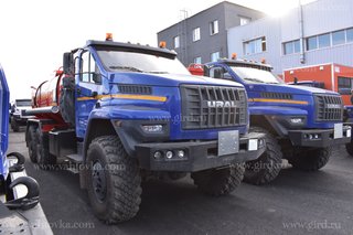 АТЗ-11 (2 отсека) на шасси Урал NEXT4320