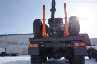 Лесовоз Урал 5557 с прицепом роспуском и КМУ VM-10