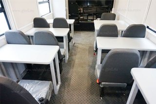 Мобильный учебный класс на шасси КамАЗ 43118