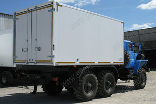 Урал 5557-1112-60 изотермический фургон. 
