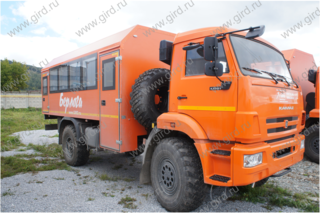 Вахтовый автобус специальный "Берлога" 58498J КамАЗ 43502 (22 места)