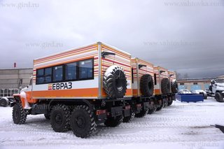 Вахтовый автобус "Берлога" Урал 4320-1112-73 (18 мест)
