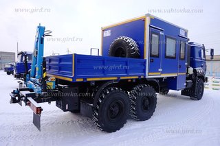 Вахтовый автобус "Берлога" на шасси Урал (метан) с КМУ ИМ-20