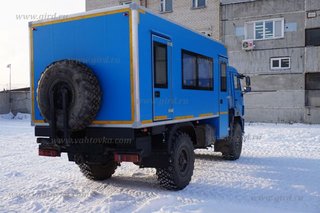 Вахтовый автобус "Берлога" на шасси КамАЗ 43502 (14 мест)