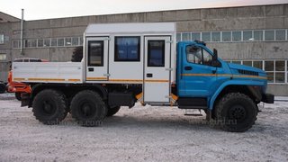 Вахтовый автобус Урал Next 4320-6952-72Е5Г38, 8 мест с бортовой платформой