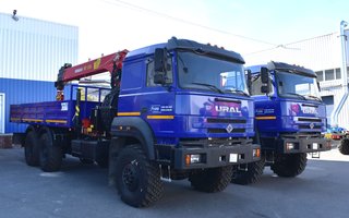 2 бортовых автомобиля с КМУ ИТ-150 на шасси УРАЛ 4320