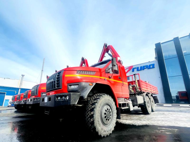 5 бортовых автомобилей на шасси УРАЛ НЕКСТ с КМУ ИМ 150 N 