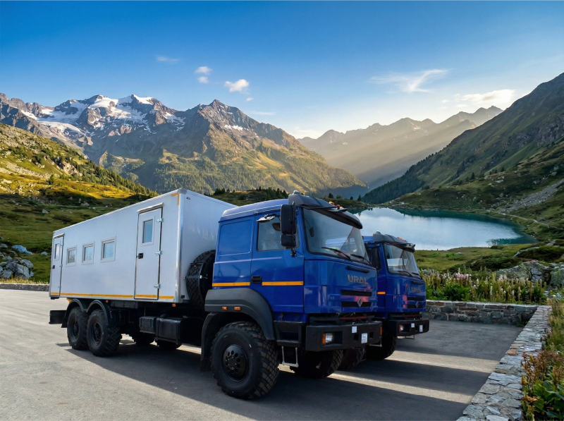 Две передвижные столовые на шасси Урал 