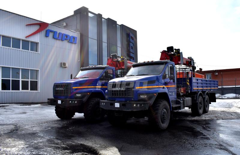 2 Бортовых автомобиля с КМУ ИТ-150 на шасси УРАЛ НЕКСТ 