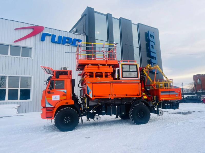 2 автомобиля ПНП  с КМУ ИМ 95 на шасси КАМАЗ 43502 