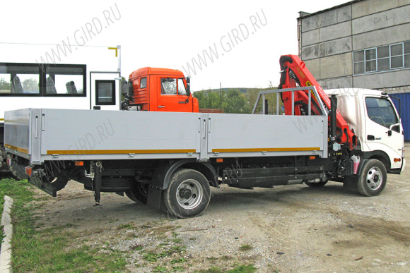 Hino 300 c манипулятором КМУ Palfinger 8500 2