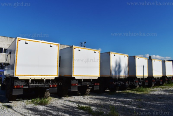 Вахтовый автобус на шасси Урал Next, 12 мест, с багажным отсеком 3