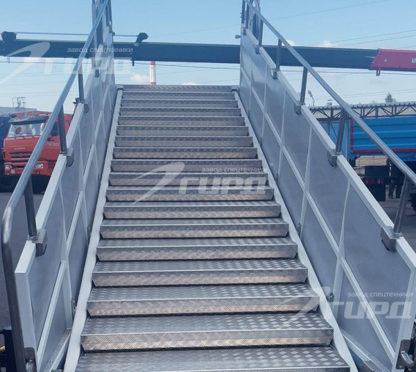 Трап прицепной аэродромный 4