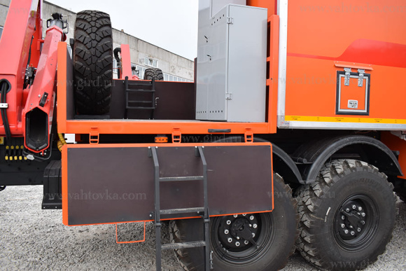 ПАРМ КамАЗ Камаз 43118-23027-50 с КМУ РК 10000А 3