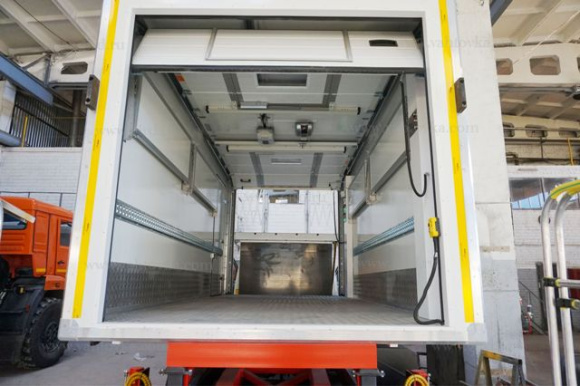 Автолифт на шасси Hyundai HD-78 6