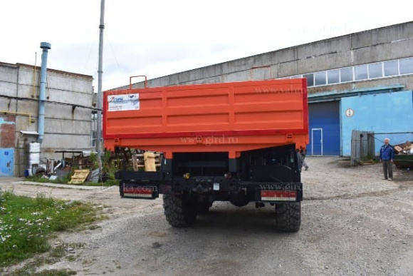 Бортовой автомобиль КамАЗ 43118 с КМУ ИМ-180А 4