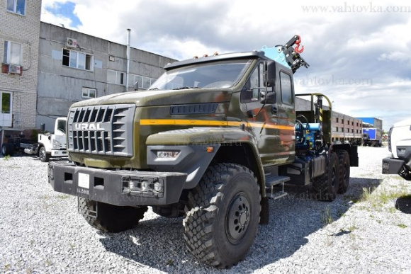 Бортовой автомобиль Урал Next с двухрядной кабиной и КМУ ИМ-180 2