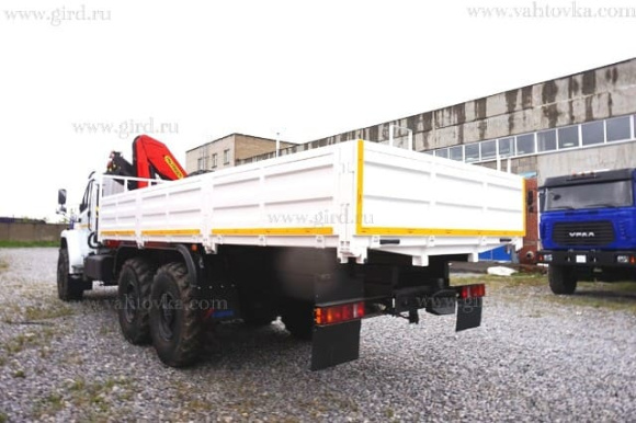 Бортовой автомобиль Урал Next с КМУ ИМ-150N 4