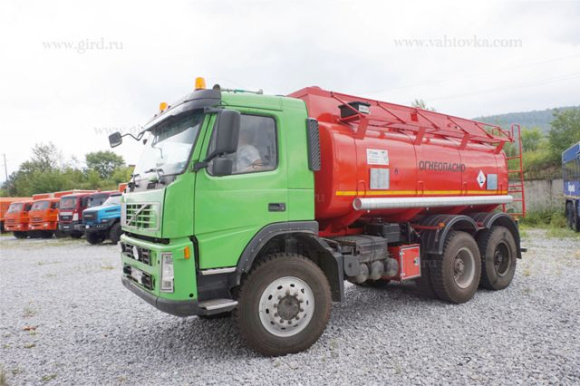 АТЗ-15 на шасси Volvo-13 3