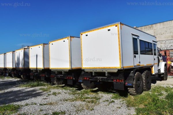 Вахтовый автобус на шасси Урал Next, 12 мест, с багажным отсеком 2