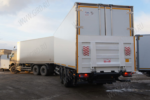 Ford Cargo изотермический фургон 2