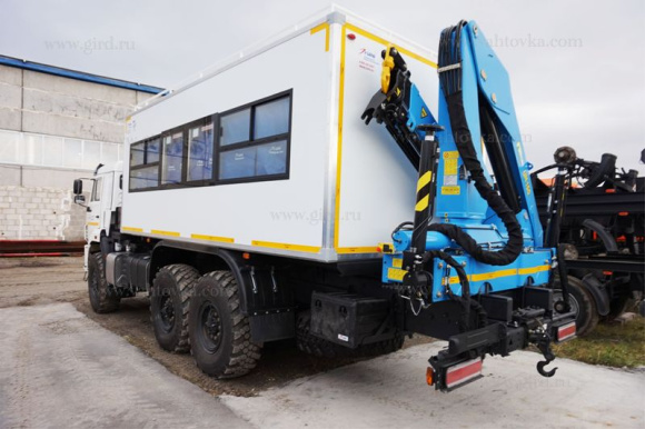 Вахтовый автобус КамАЗ 43118-3027-50 с КМУ ИМ-150 (22 места) 3
