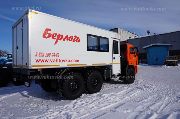 Вахтовый автобус "Берлога" КамАЗ 43118, 10 мест, с грузовым отсеком 3