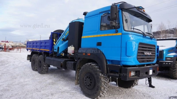 Бортовой автомобиль Урал 4320 с КМУ ИМ-150 1