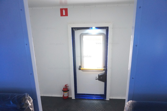 Вахтовый автобус Урал Next 14 мест с грузовым отсеком 8