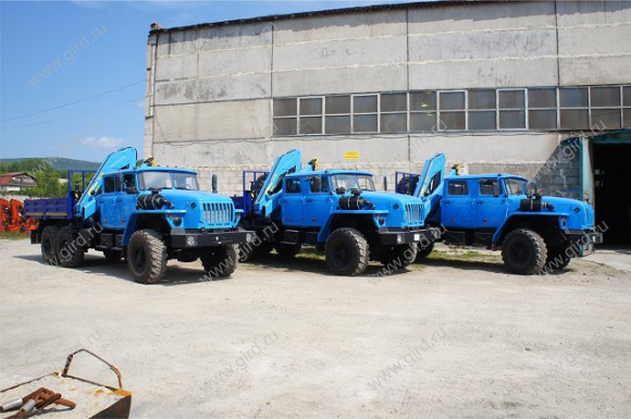 Урал 4320-1912-60 со сдвоенной кабиной и КМУ ИМ-150 6