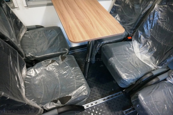 Вахтовый автобус Урал 4320, 28 мест с багажным отсеком 4