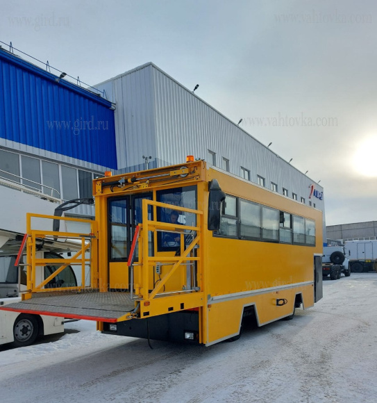 Амбулифт на самоходном шасси 2