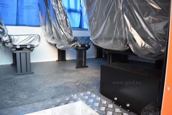 Вахтовый автобус БЕРЛОГА 32 места на шасси Камаз 43118 5