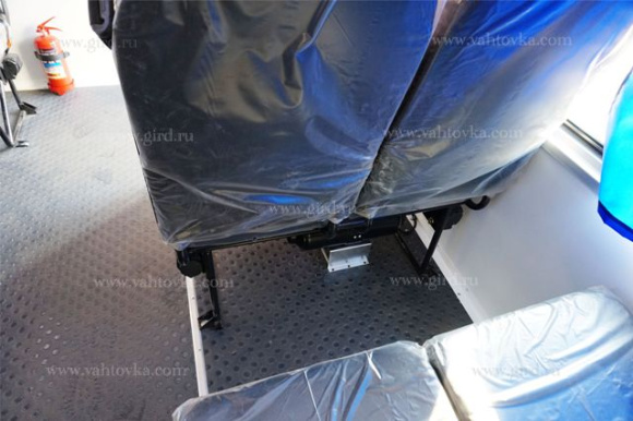 Автобус вахтовый КамАЗ 43118-3027-46 с КМУ ИМ-55 7