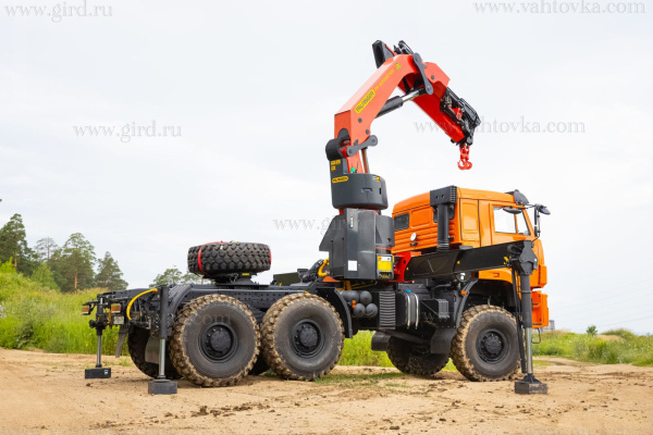 Седельный тягач Камаз 65221 с кму Palfinger РК-40002ЕН-D Седельный тягач Камаз 65221 с кму Palfinger РК-40002ЕН-D