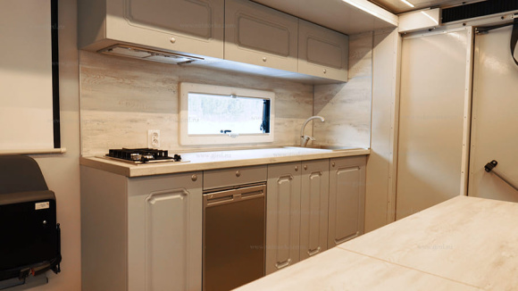 Автодом переменного объема на шасси КамАЗ 43118 5