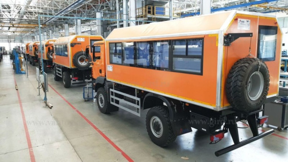 Вахтовый автобус на шасси MAN, 20 мест 4