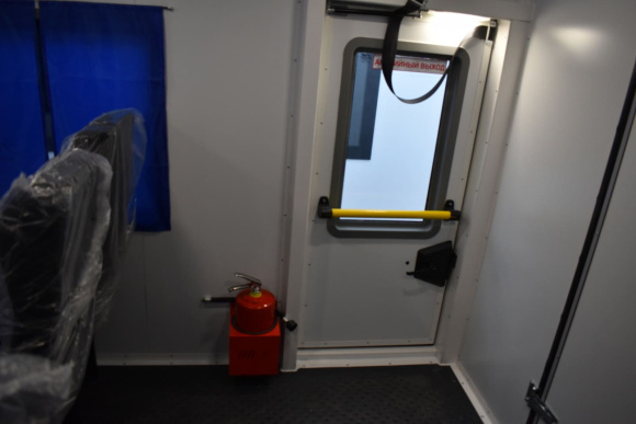 Вахтовый автобус на базе Урал Next 4320-6954-16, 12 мест, с багажным отсеком 9